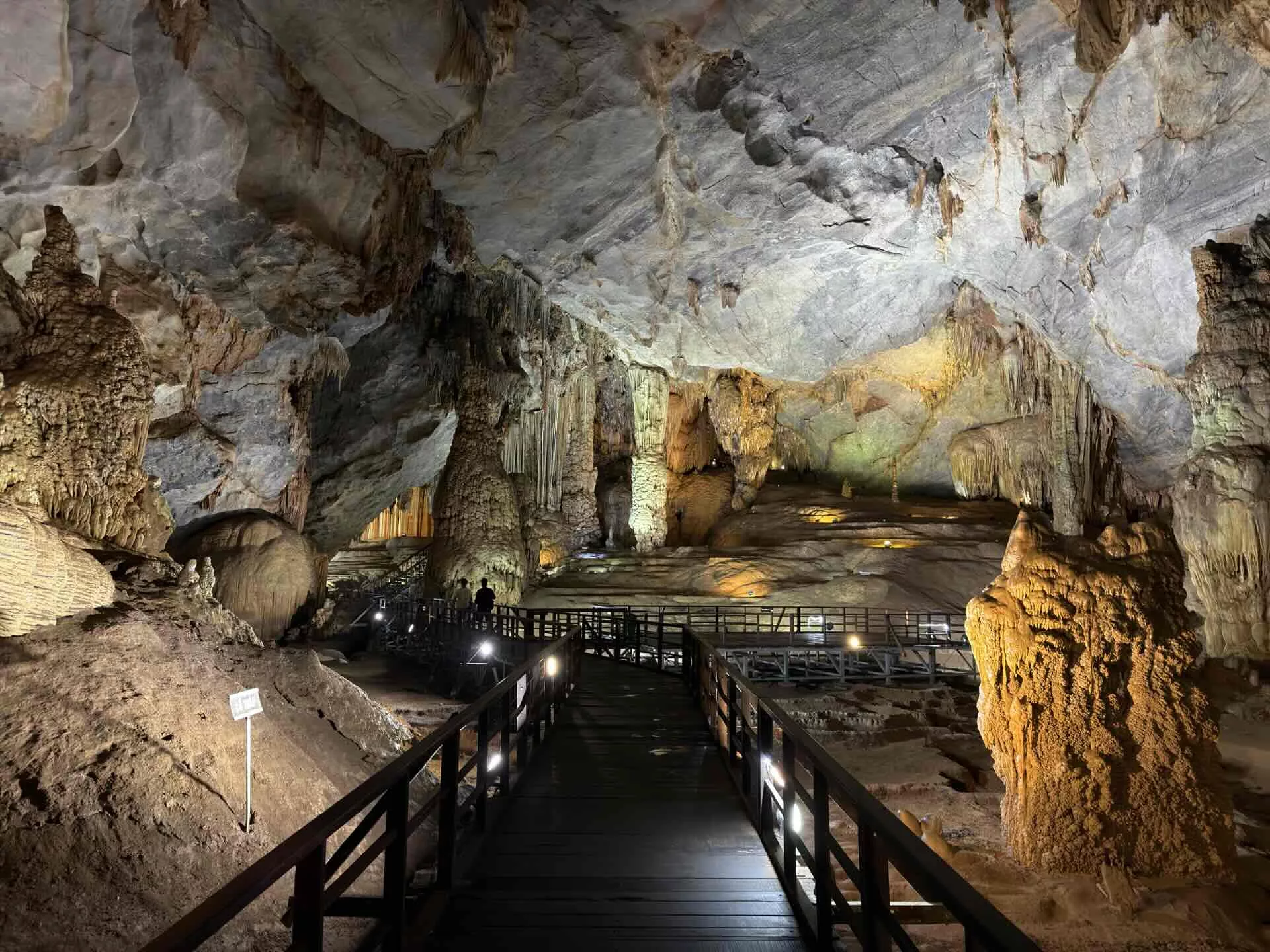 Phong Nha, mais c’est quoi ce délire sous la montagne ?